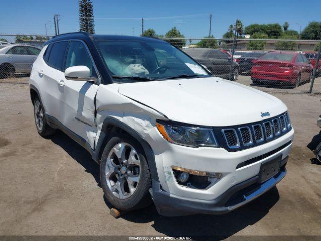  Salvage Jeep Compass