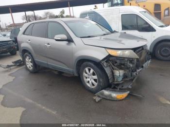  Salvage Kia Sorento