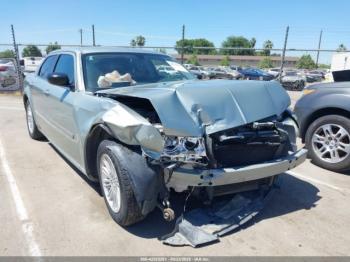  Salvage Chrysler 300