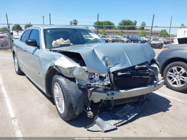  Salvage Chrysler 300