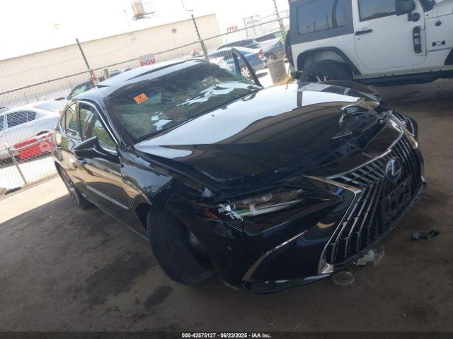  Salvage Lexus Es
