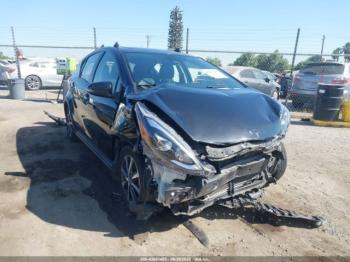  Salvage Toyota Prius c