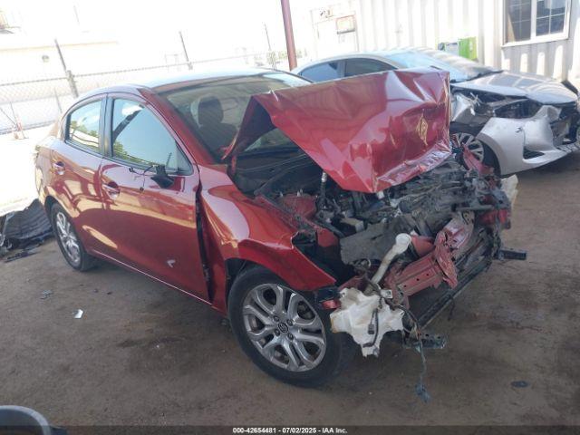  Salvage Toyota Yaris