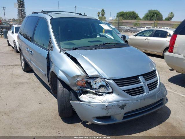  Salvage Dodge Caravan