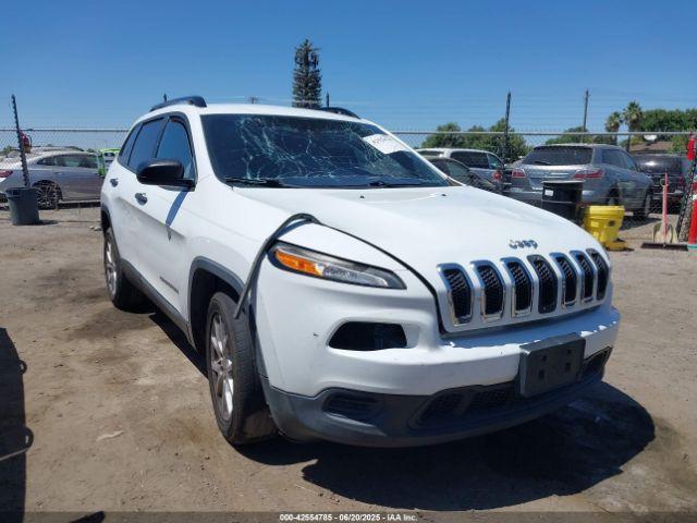  Salvage Jeep Cherokee