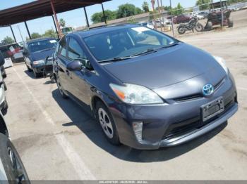  Salvage Toyota Prius