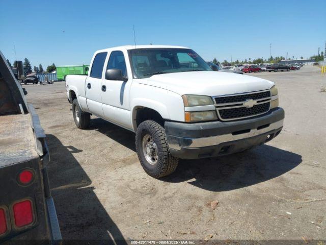  Salvage Chevrolet Silverado 2500