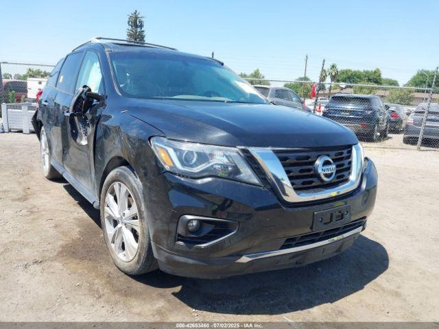  Salvage Nissan Pathfinder