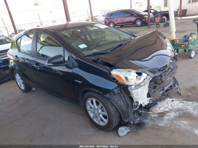  Salvage Toyota Prius c