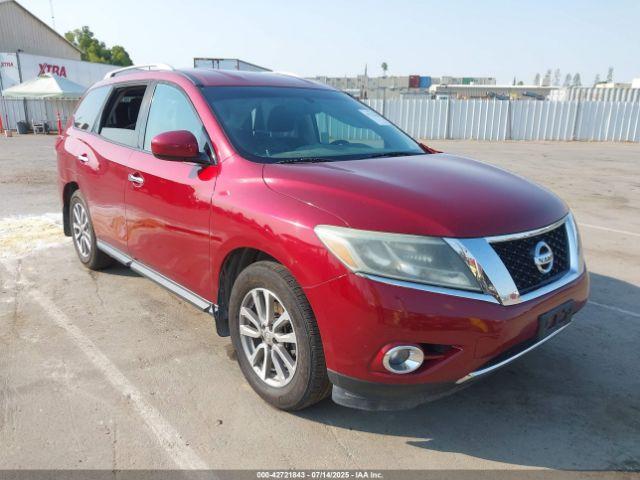  Salvage Nissan Pathfinder