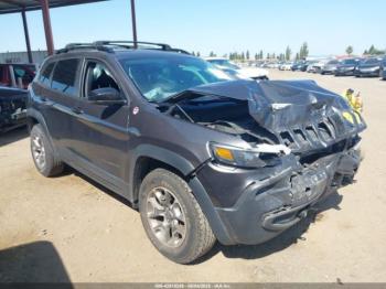  Salvage Jeep Cherokee