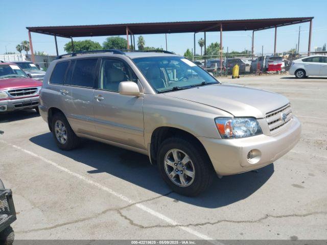  Salvage Toyota Highlander