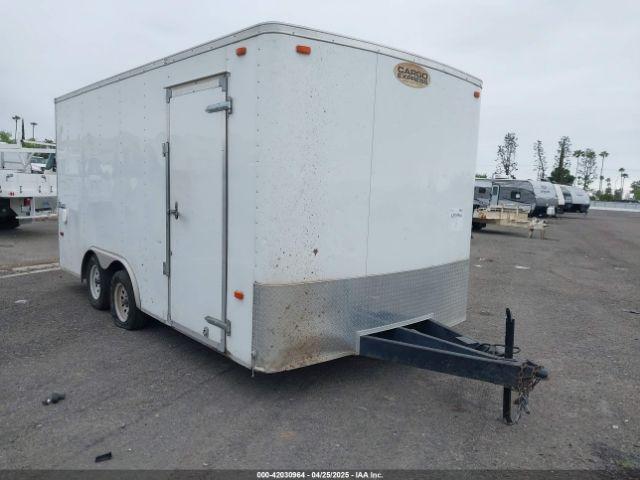  Salvage International Trailer