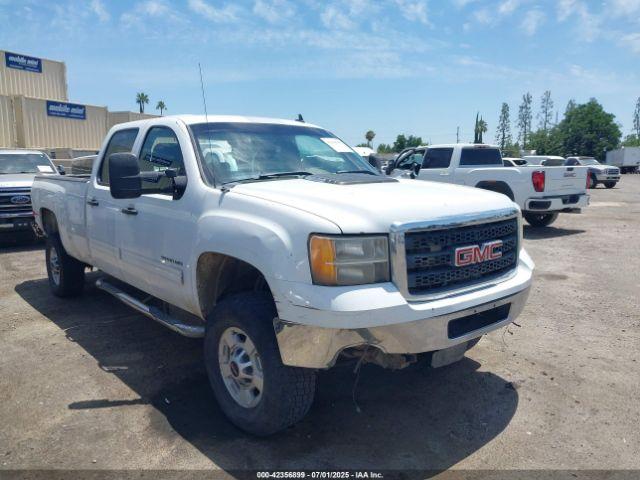  Salvage GMC Sierra 2500