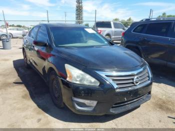  Salvage Nissan Altima