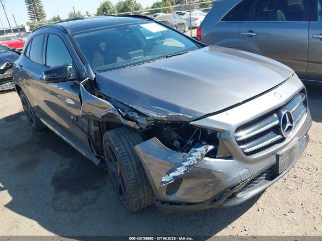  Salvage Mercedes-Benz GLA