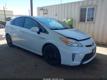  Salvage Toyota Prius