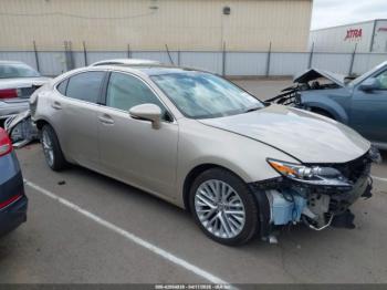  Salvage Lexus Es