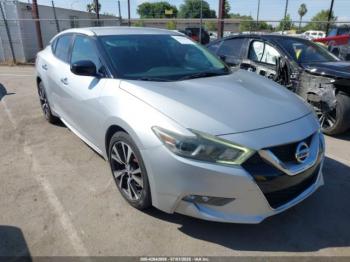  Salvage Nissan Maxima