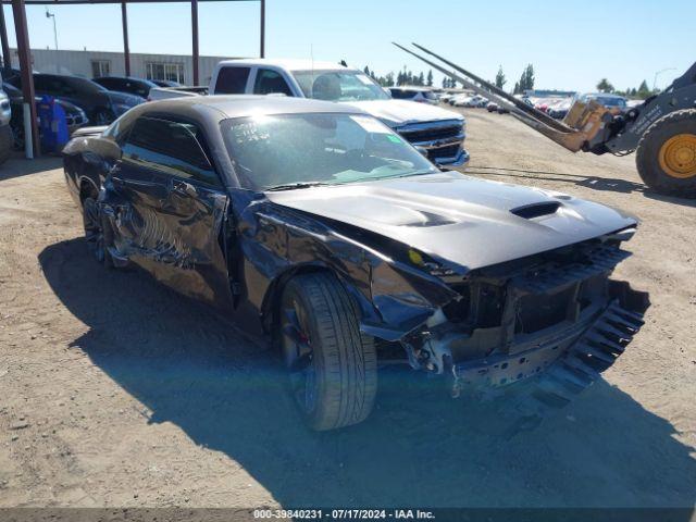  Salvage Dodge Challenger