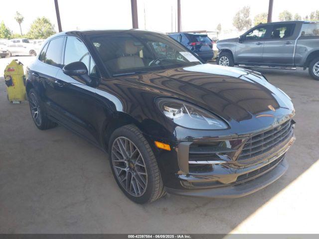  Salvage Porsche Macan
