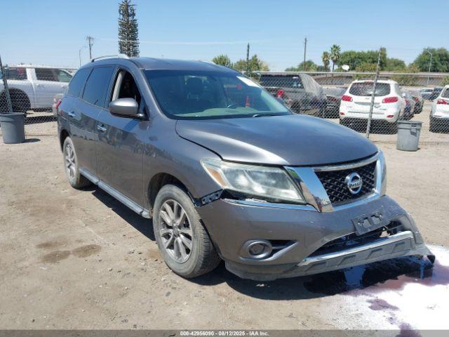  Salvage Nissan Pathfinder