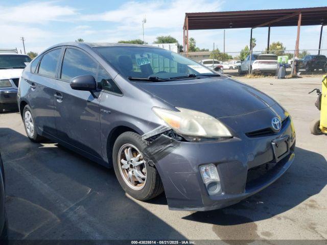  Salvage Toyota Prius