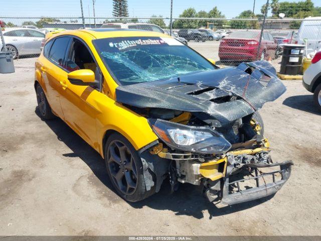  Salvage Ford Focus St