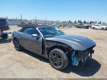  Salvage Ford Mustang