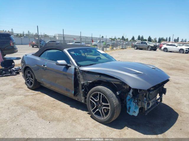  Salvage Ford Mustang