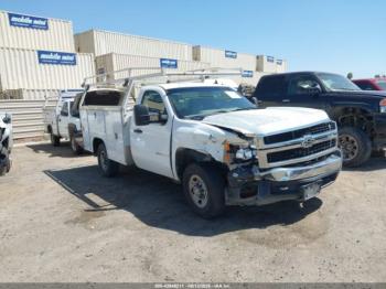  Salvage Chevrolet Silverado 2500