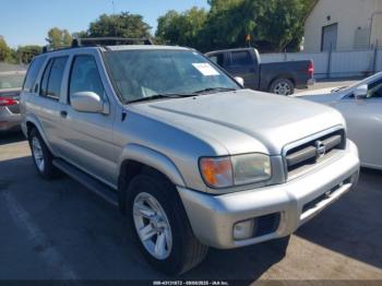  Salvage Nissan Pathfinder