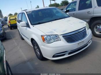  Salvage Chrysler Town & Country