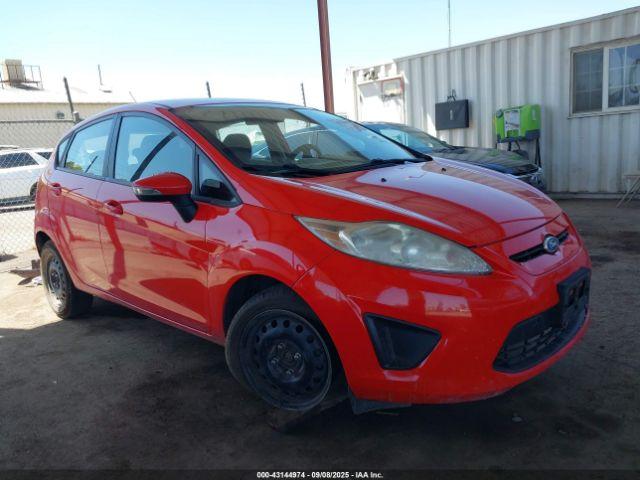  Salvage Ford Fiesta