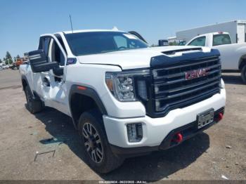  Salvage General Motors Sierra 2500HD