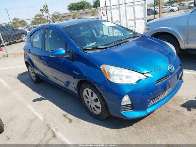  Salvage Toyota Prius c