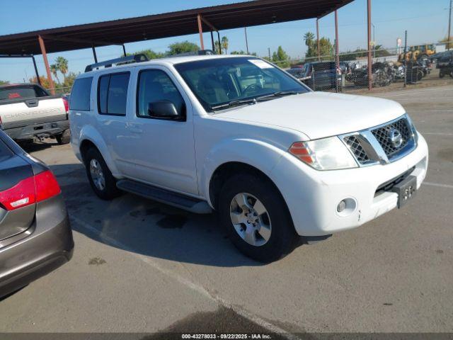  Salvage Nissan Pathfinder