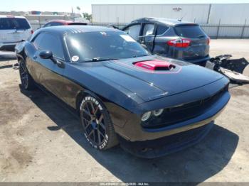  Salvage Dodge Challenger