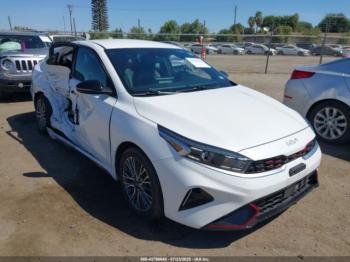  Salvage Kia Forte