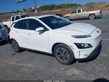  Salvage Hyundai KONA