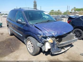  Salvage Dodge Caravan