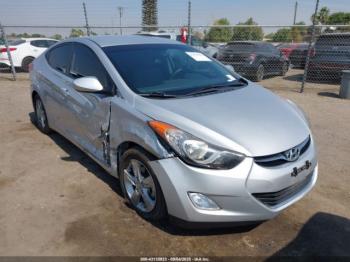  Salvage Hyundai ELANTRA