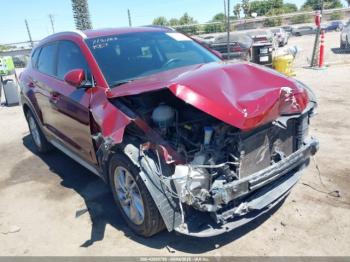  Salvage Hyundai TUCSON