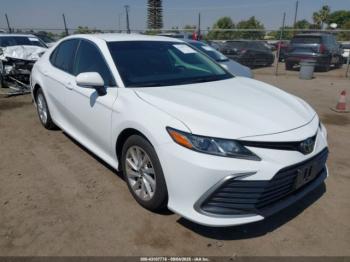  Salvage Toyota Camry