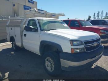  Salvage Chevrolet Silverado 2500