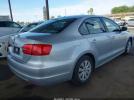 Volkswagen Jetta 2.0l S Image 4