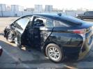 Toyota Prius Two Image 10