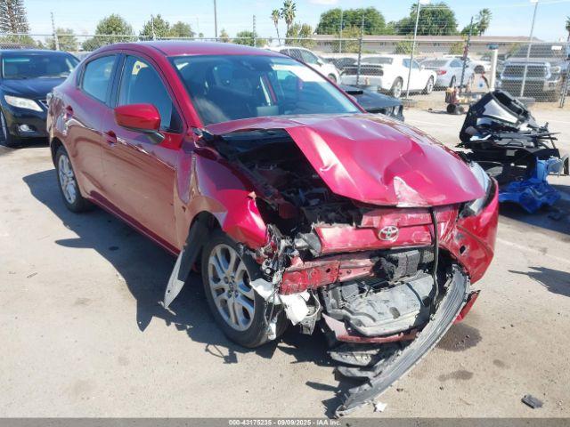  Salvage Toyota Yaris