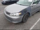 Toyota Camry Le Image 11