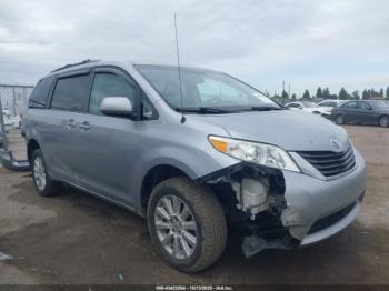  Salvage Toyota Sienna